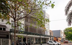 Urbanview Hotel Cengkareng Jakarta By Reddoorz